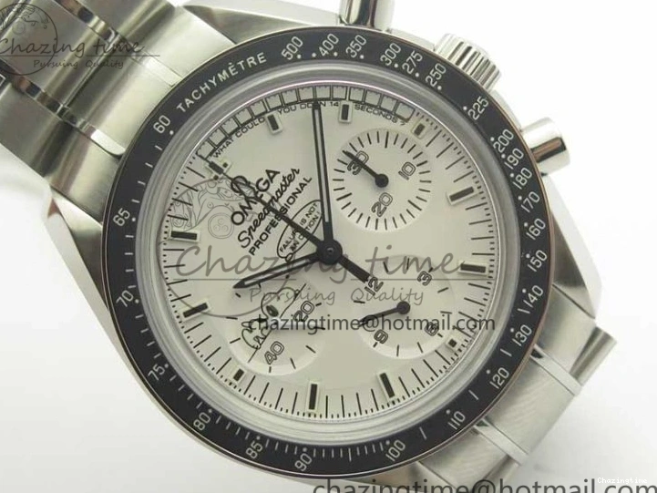 1227 Lightweight Speedmaster SS Snoopy OMF Best Edition White Dial on SS Bracelet Manual Winding Chrono Movement 7992